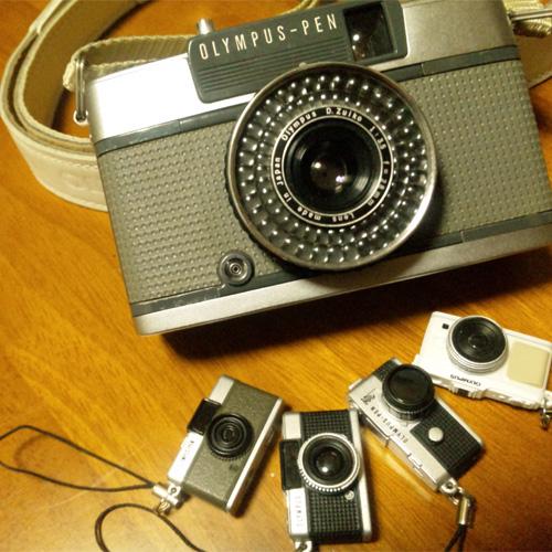 ayataka_vintage's profile picture. 物書き。普段考えてる事を、垂れ流しにしております。艦これ/酒/二次創作/料理/アニメなどの事を主に呟くアカウント。RT多め。ヘッダーは、ぺがわさんから頂きました。