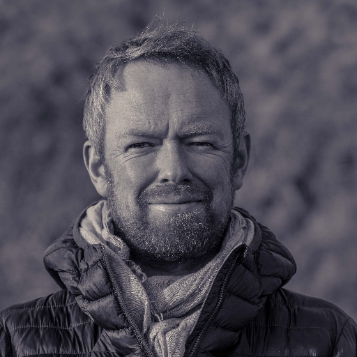 Orcadian Naturalist. Wildlife cameraman & photographer
BBC, National Geographic, Apple. 
Author of 'Naturally Orkney' & 'Coastline'
