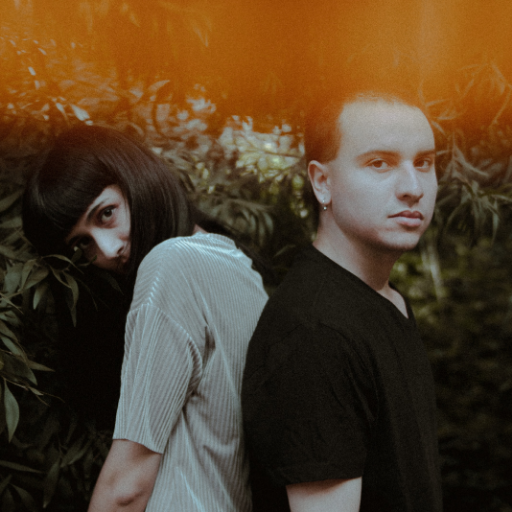 nocheosferacl's profile picture. Duo Darkpop formado por Paula Rojo y Francisco G.
Nuevo single: https://t.co/juBsyTcs17