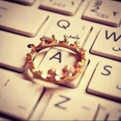 @الحياة مستمره ﻻتقف على أشخاص مجرد عابرين بنا@