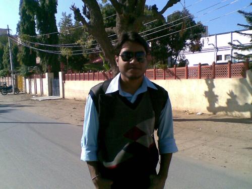 Avi_forhelp's profile picture. Hi,I Avishek Mukherjee,an IT Graduate working in Indian Railways.I m a fun loving guy wid +ive attitute & innovative mentality.
Still need to know more abt me?