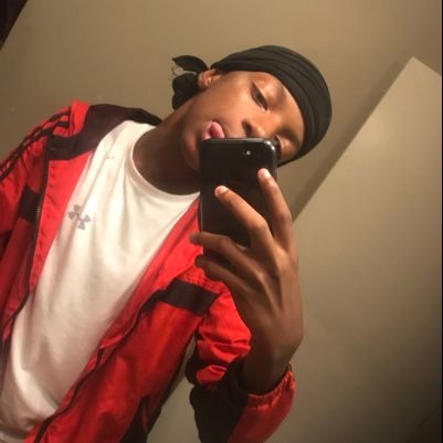 Fortnite/Apex Legends 🤪SUBSCRIBE TO MY YOUTUBE CHANNEL RN BEST CONSOLE PLAYER EVER 🙏🏾😳socialmedia YT : DenzelAS D Instagram:dxddy.denzel