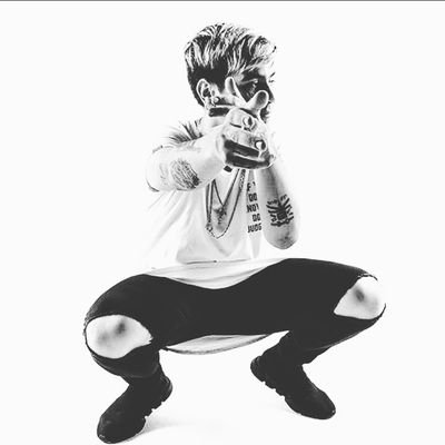 Francisco_Leo9's profile picture. En el frío invierno ❄️ encontré mi eterno verano ❤️‍🔥 Directos en Twitch: https://t.co/skgcFUEHz7