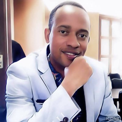 MaitreOuzali's profile picture. Progressiste