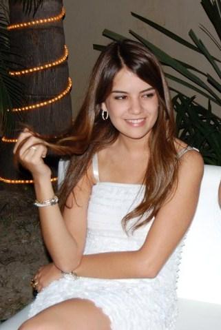 gaby_sada's profile picture. Life isn't about finding yourself. Life is about creating yourself.