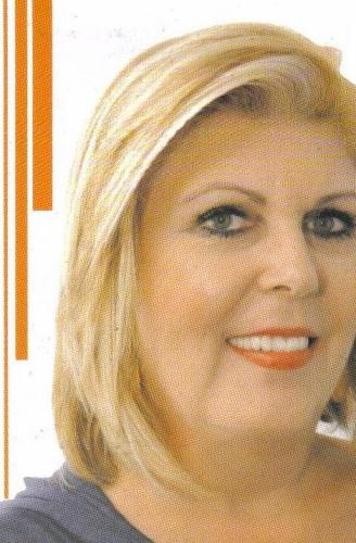 Médica,Mãe, Empresária,Primeira-Dama de Ferraz de Vascelos. Candidata a Deputada Federal de São Paulo nas eleições de 2010 pelo PSB. Casada e mãe de 4 filhos.