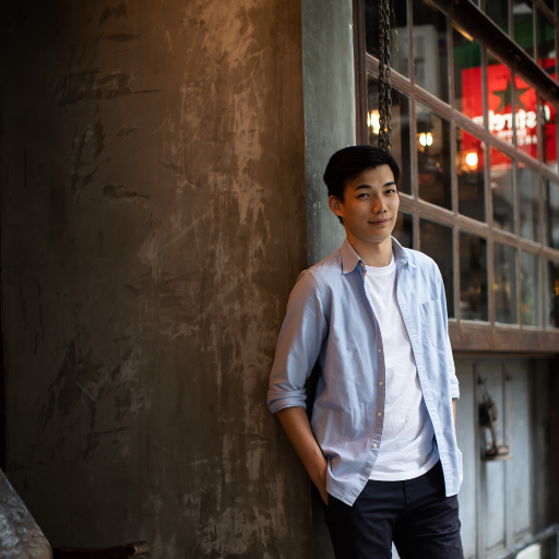 clronniema's profile picture. Love maps. Love 🇭🇰.