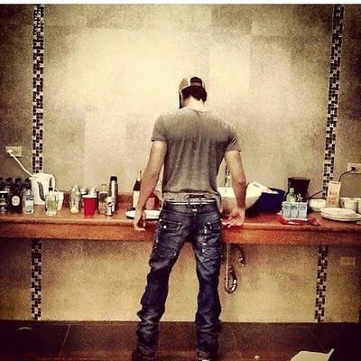 TARIK23971512's profile picture. 😎😎