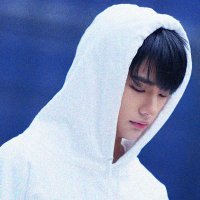 Hwang (@hiunzen) 's Twitter Profile