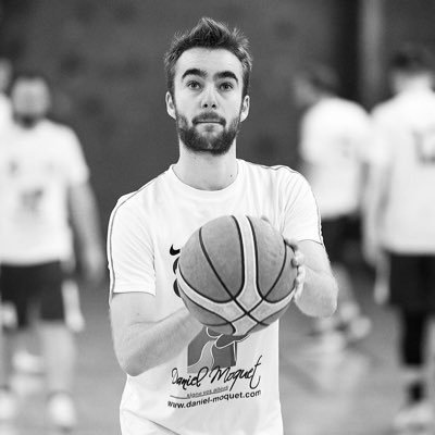 MrnAlexis's profile picture. 