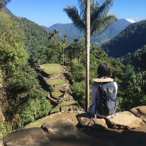 LauChivata's profile picture. Laugh when you can, say sorry when you should, and let go of what you can't change.