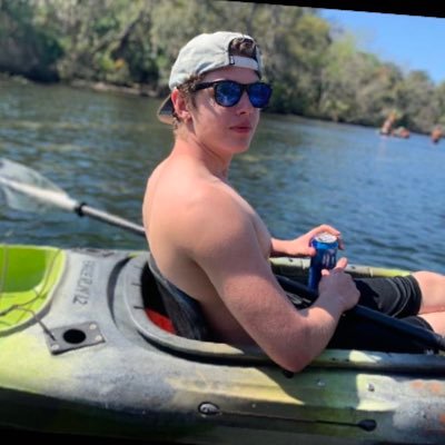 cashminry's profile picture. What's living without fucking up a little  #FromAlaska #floridaisonsomeshit