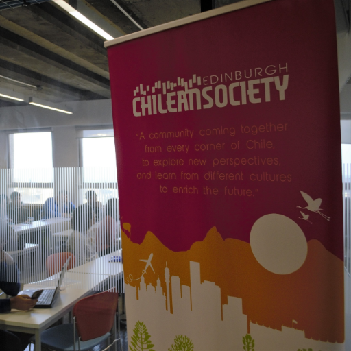 ThinkingChileEd's profile picture. Promoting knowledge and innovation for Chile through a strong networking based on a multidisciplinary perspective.  #ThinkingChile19