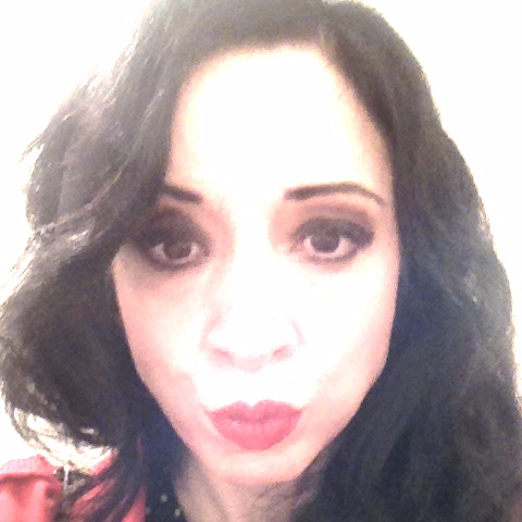 NATHALIEASIA's profile picture. Médium de naissance née en 1967 , bac littéraire à 16 ans,  bts , à 18  j'ai passé un DESS RESSOURCES HUMAINES; 
comedienne et médium