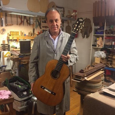 HermanosConde's profile picture. Heredero de una tradición familiar, en la construcción de guitarras españolas artesanas, desde hace cien años.