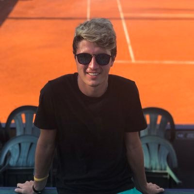 Estudiante de Periodismo Deportivo. Cuenta dedicada pura y exclusivamente a noticias del tenis mundial. Contacto: gestarque@gmail.com