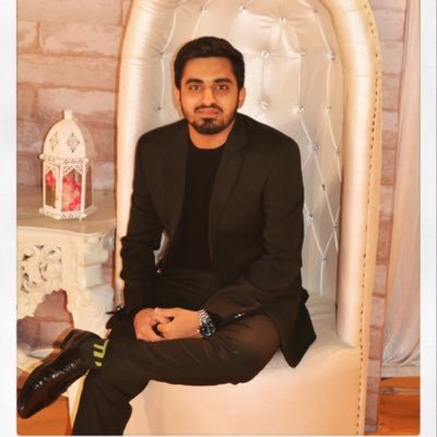 MihirThakkar99's profile picture. Product @AWS