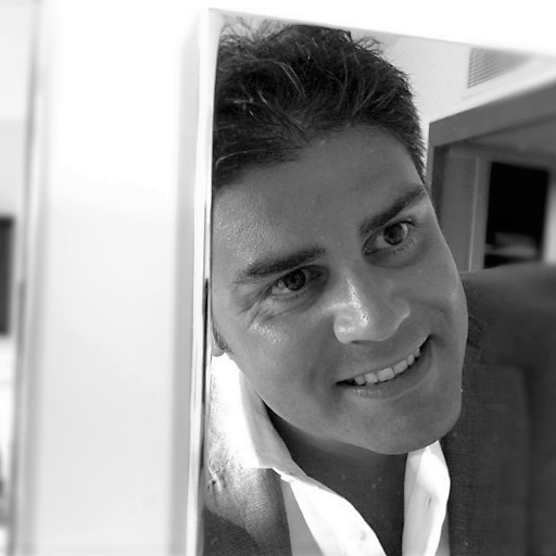 Digital addicted, former Power Ranger, creative thinker and father of two beautiful sons