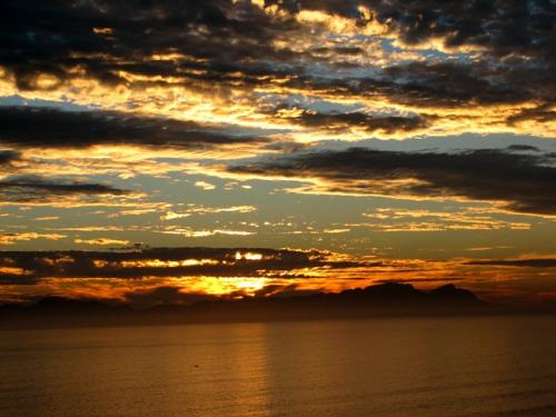 Gordon's Bay is the undiscovered gem of the Western Cape. Beautiful views, the mountains, the ocean. Great place to live in peace with nature.
