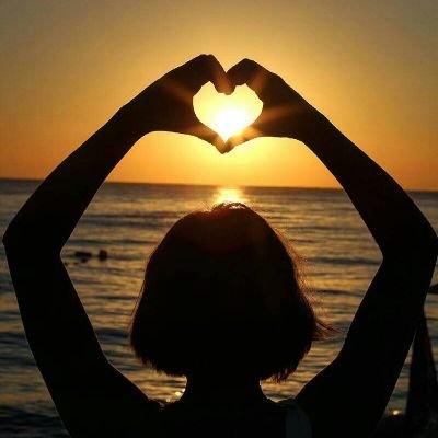 mariam19198199's profile picture. محدش بيحس بقيمة الحاجه اللى فى ايديه إلا لما تروح منه ويفقدها :