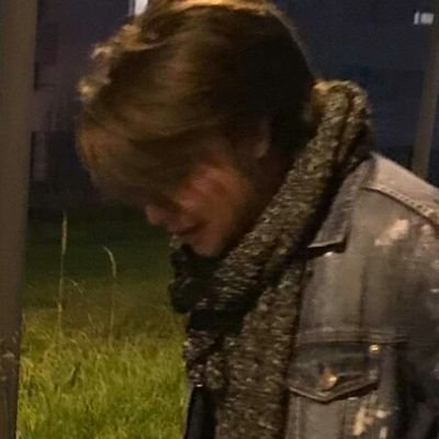 R2M1_l's profile picture. 