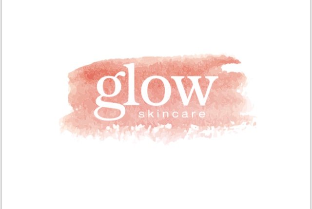 Glow Skincare specializing in custom facials and treatments, spray tans, waxing. located in Toluca Lake, CA