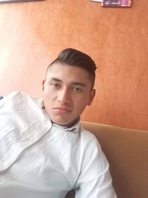 AndresPinedaAc1's profile picture. 📚💪