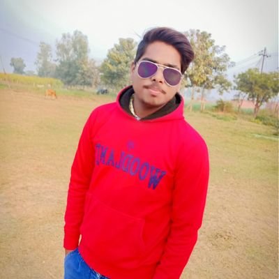 AbhishishekMis1's profile picture. kattterr desh bhakt