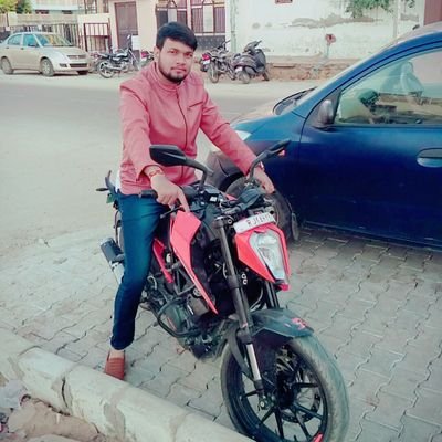 royal__amar's profile picture. I am a simple rajput boy....