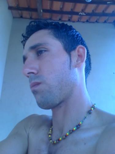 isielazevedo's profile picture. 