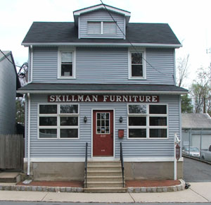 Great used furniture. From inexpensive to name brand items at economy friendly prices. Line of inexpensive, new items, too! Find your treasure!