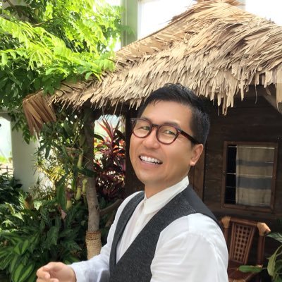 yasu_nobu3's profile picture. 株式会社クロスオーブ３代表取締役｜メンタルコーチ・心理トレーナー・セラピスト｜専門店販売員歴22年店長歴16年 ｜ キャリアコンサルタント・産業カウンセラー｜ 対話を通して人を元気に輝かせる✨心の癒し・気づきの言葉をつぶやきます