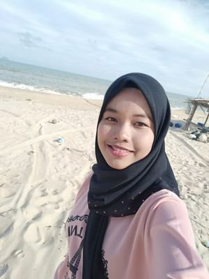 IeyrahShaa's profile picture. hmm