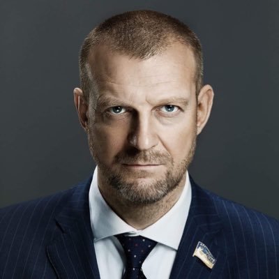 народний депутат України Верховної Ради 8 скликання