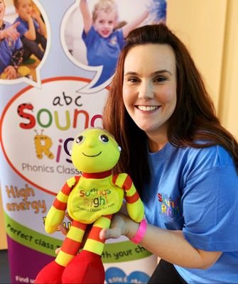 ⭐Owner of Sounds Right Phonics Lichfield & Tamworth 
⭐Working Mom of 2 👨‍👩‍👧‍👦
⭐Runs high energy, award winning fun classes
⭐https://t.co/2k0Qny0fIF