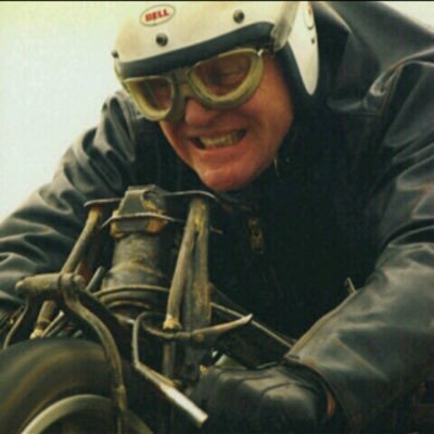 Eiji76711973's profile picture. 