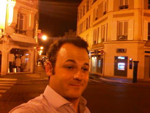 DrZeppa's profile picture. Quaquer discussao sobre vinhos, viagens, gastronomia, charutos e outros assuntos nesse genero, pode falar comigo ....!!! Savoir vivre !!!