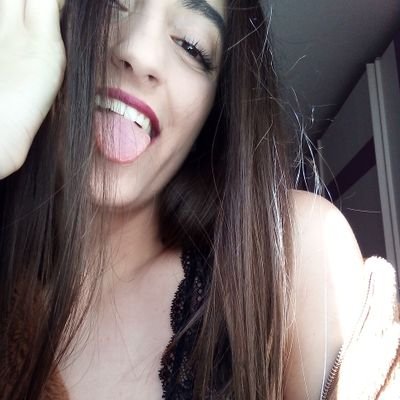 snap:andreamiranda_9 I am but a lowly instrument to the muses. This is the life throught my eyes , Welcome🌷