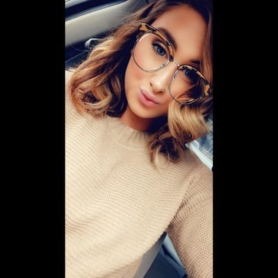 bossert_nicole's profile picture. 📍Denver 
💍 ECB
💄 Blogger #willowluxe