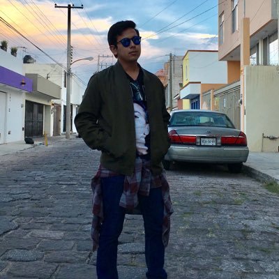 Estudiante de Lic. en Física| Science | Parawhore| LPDA| Dua Lipa| cómics|