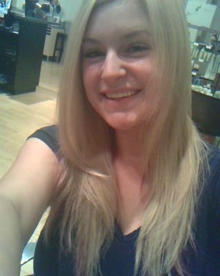 Linda52507812's profile picture. trader