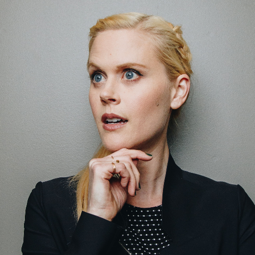 Janet Varney 🏳️‍🌈