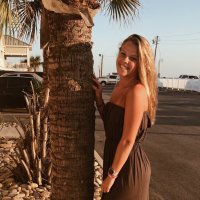 ava jones - @swimmeravaa Twitter Profile Photo