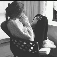 R0cVqtjrTWpyKXJ's profile picture. 😑