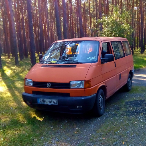 gotz_torsten's profile picture. Der Einsamkeit, Stille und Weite lauschen... Scandinavienfan und überzeugter Bullireisender 🚐. 
Weltweit verbunden als DG5EFM📶. 
Folgt mir leise.. 😉