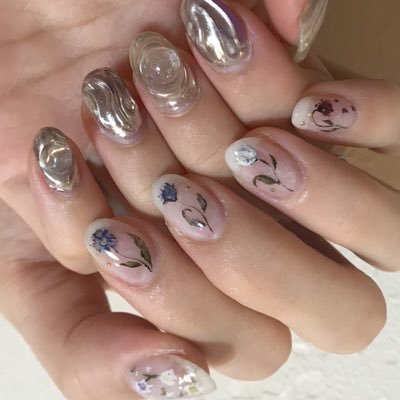 Arima Risa 大阪ネイルサロン 個性的ネイル Ari Nail 2本アートコースモデルさん バラデザイン 人気です T Co Jhaoog9qmk ネイルモデル ネイルモデル募集中 ネイルアート 梅田ネイルサロン バラネイル シンプルネイル