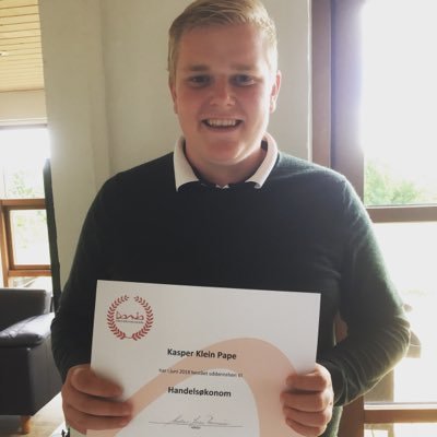 KasperPape1996's profile picture. Fodboldnørd. Arsenal og Silkeborg fan 🔴⚪️ - Arbejder med Logistik og SCM