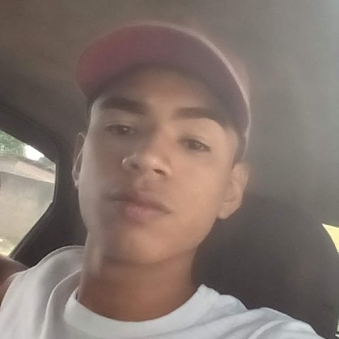 kkkkkkkkk importante da vida é ser feliz, sem ter oq temer. seja vc para com que te aceitam pelo q vc realmente é, e NÃO por aquilo que vc fingi ser.😌