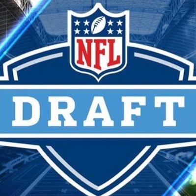 this account is for posting GIFs and videos so that I can embed them in articles on @TitansMCM (main account: @titansfilmroom) #NFLDraft