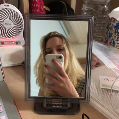 chrrysours's profile picture. 💕🐛